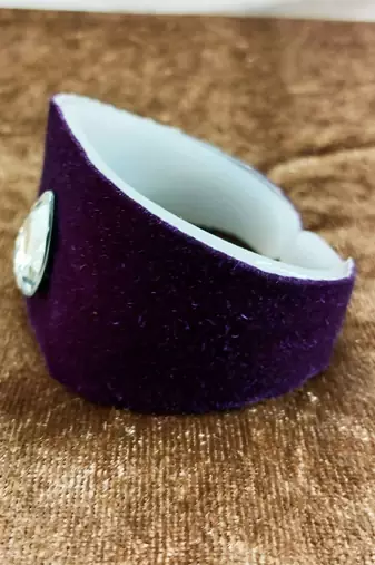 Purple acrylic kundan stud free size bracelets