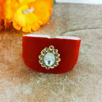 Red acrylic kundan stud free size bracelets 1