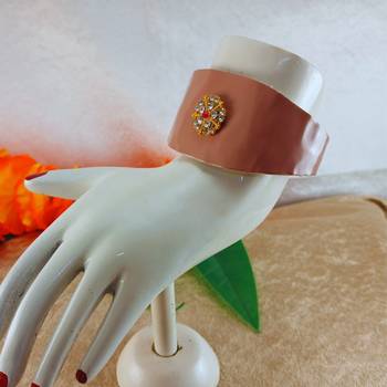 Light Pink acrylic kundan stud free size bracelets 2