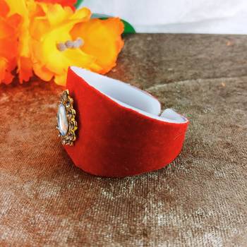 Red acrylic kundan stud free size bracelets 3