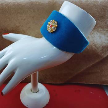 Radium acrylic kundan stud free size bracelets 2
