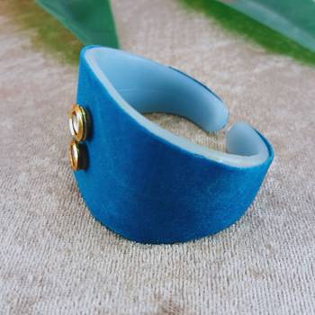 Radium acrylic kundan stud free size bracelets 3