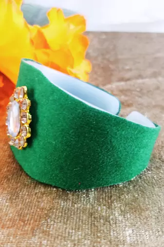 Green acrylic kundan stud free size bracelets
