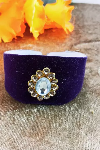 Purple acrylic kundan stud free size bracelets