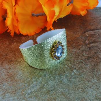 Golden acrylic kundan stud free size bracelets 3