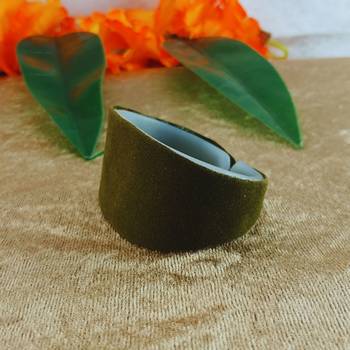 Dark green  acrylic plain free size bracelets 3