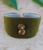 Dark green acrylic kundan stud free size bracelets