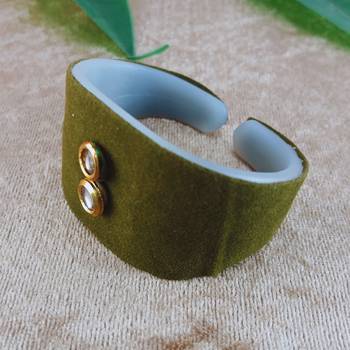 Dark green acrylic kundan stud free size bracelets 3