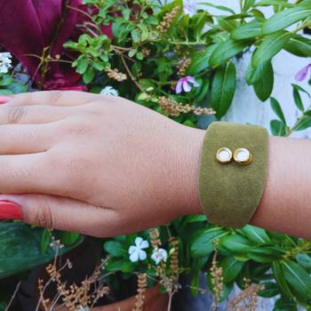 Dark green acrylic kundan stud free size bracelets 4