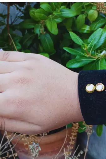 Black acrylic kundan stud free size bracelets