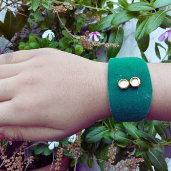 Green acrylic kundan stud free size bracelets 4