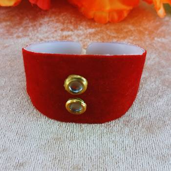 Red acrylic kundan stud free size bracelets 1