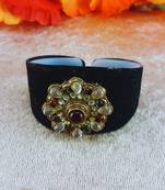 Black acrylic kundan stud free size bracelets