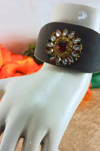 Grey acrylic kundan stud free size bracelets