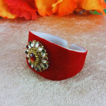 Red acrylic kundan stud free size bracelets 3