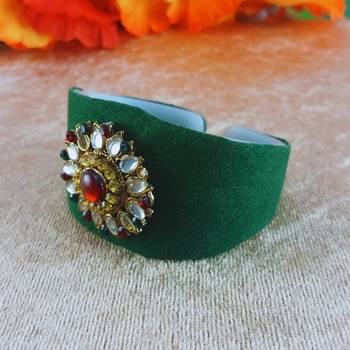 Green acrylic kundan stud free size bracelets 3