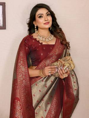 Beige tissue silk blend saree with weaving zari work 3