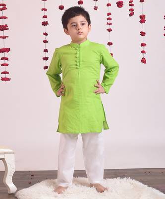 Green cotton woven boys kurta pyjama set 1