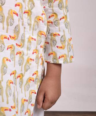 White cotton woven boys kurta pyjama set 3
