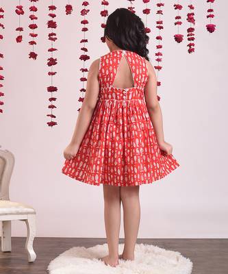 Red cotton woven Animal Printed dress 4