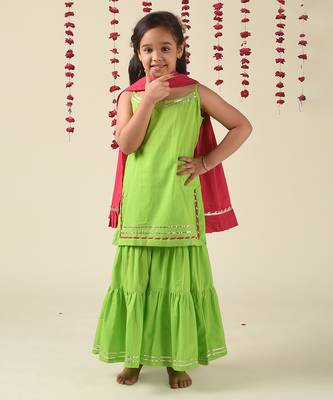 Green cotton woven girls clothing set 1