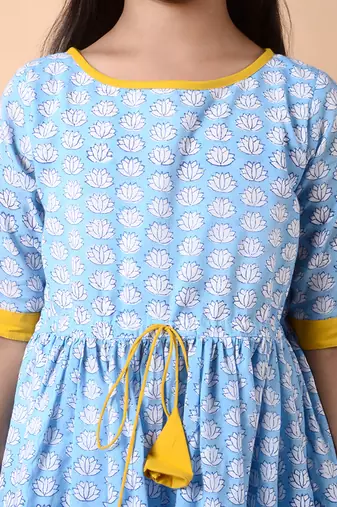 Blue cotton woven girls kurta pant set