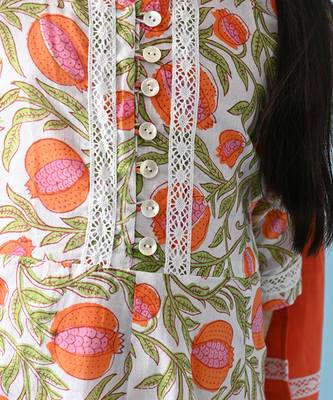 Orange cotton woven girls kurta & pant with dupatta 3