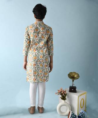 Green cotton woven boys kurta pyjama 3