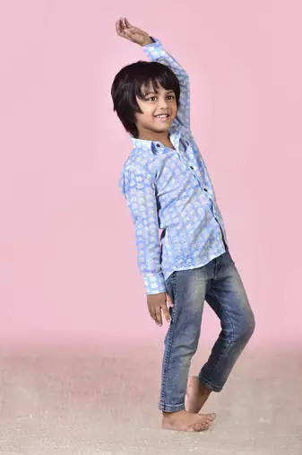 Blue cotton woven boys shirt
