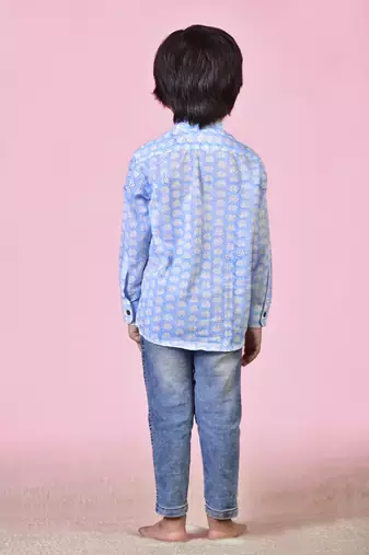 Blue cotton woven boys shirt
