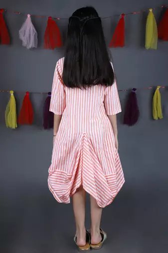 Peach cotton woven dress for girls