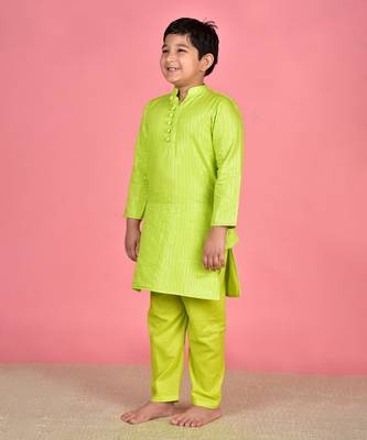 Green cotton woven boys kurta pyjama 4