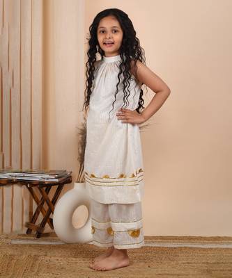 Ivory cotton woven kurta paired with palazzo 2