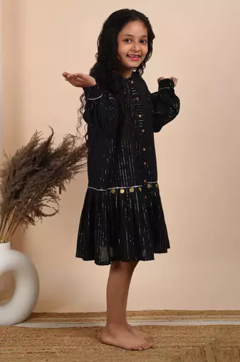 Black solid cotton woven dress