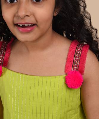 Green cotton woven kurta paired with palazzo 4