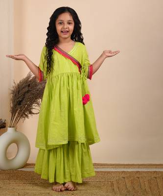 Green cotton woven kurta and sharara 1