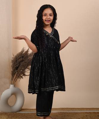 Black cotton woven kurta and pant 2
