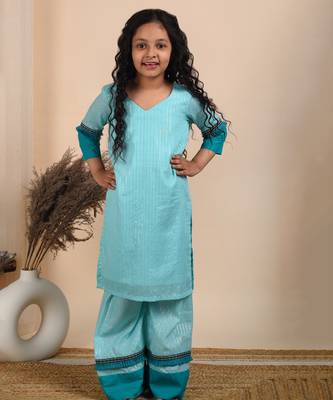 Blue cotton woven kurta paired with palazzo 1