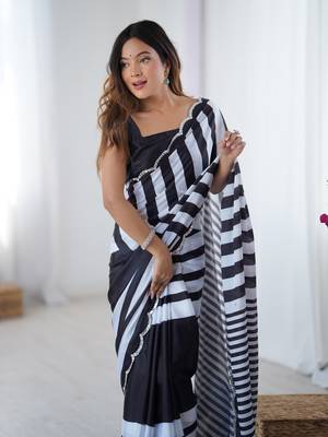 Black digital printed chinon saree 3