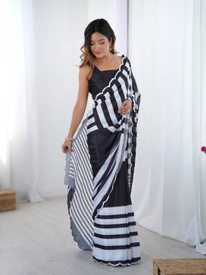 Black digital printed chinon saree 5