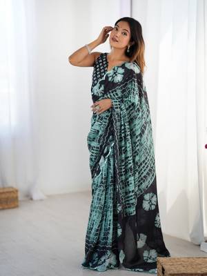 Black digital printed saree with cut border 5