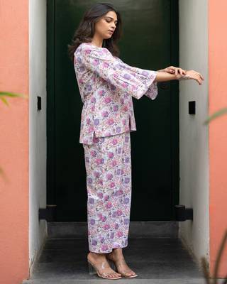 cotton white cross pattern floral coord set 2