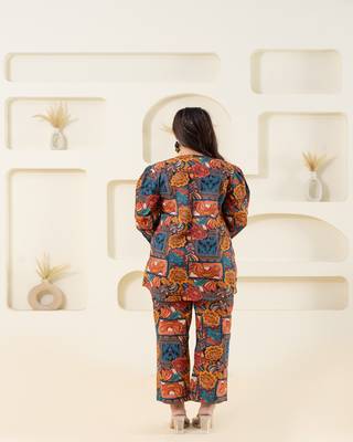Multicolor abstract printed cotton co-ord set with puffed sleeves 5