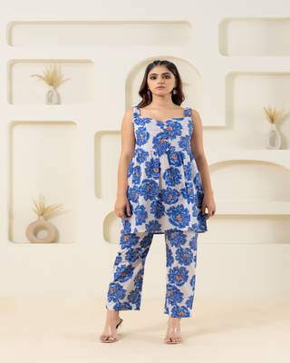White floral printed cotton sleevelss co-ord set 3