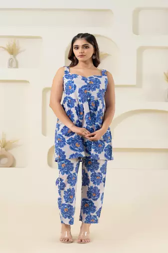 White floral printed cotton sleevelss co-ord set