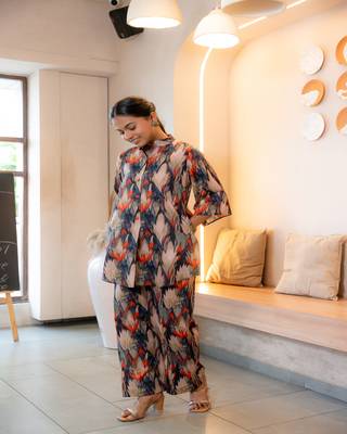 Half buttoned bold flared printed cotton co-ord set 3