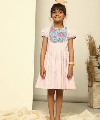 Pink solid cotton woven dress 3