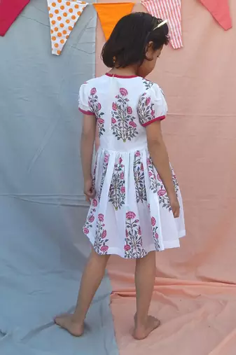 Blue floral printed cotton woven dress for girls