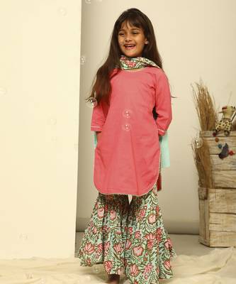 Pink cotton woven sharara with kurta and dupatta 4