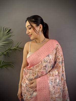 rose pink Silk blend floral motifs coppery tone banarasi saree 3